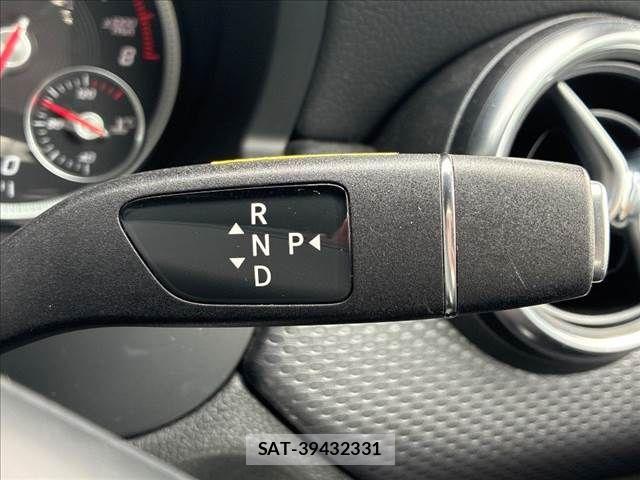 Mercedes Benz A-CLASS 2016-07 8743752-29