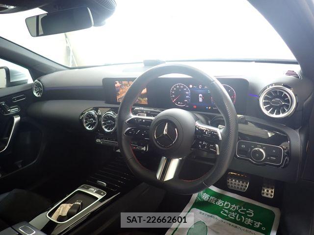 Mercedes Benz A-CLASS 2024-09 8743738-1