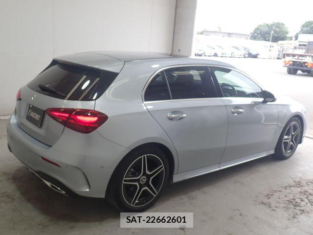 Mercedes Benz A-CLASS 2024-09 8743738-7
