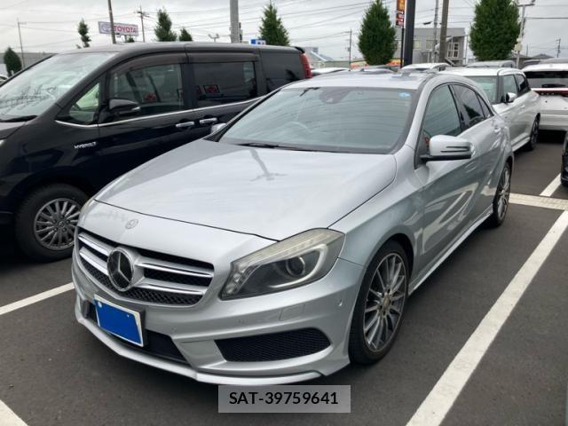 Mercedes Benz A-CLASS 2014-03 8743753-0