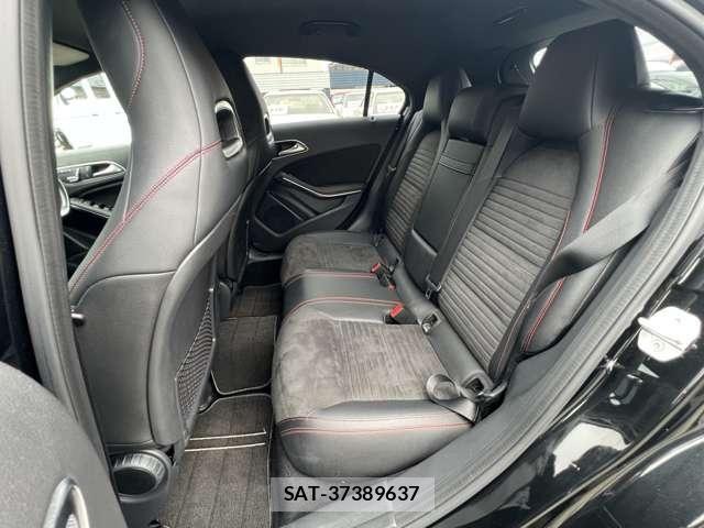 Mercedes Benz A-CLASS 2015-11 8743754-13