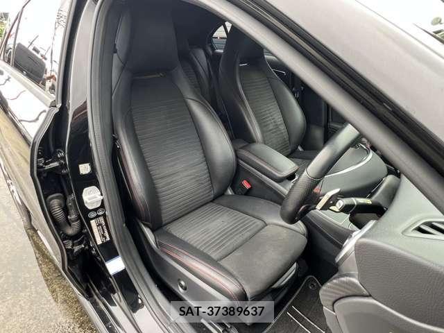 Mercedes Benz A-CLASS 2015-11 8743754-6