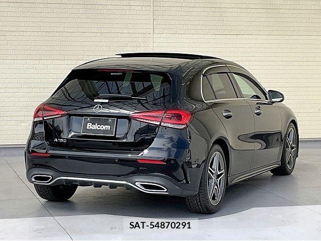 Mercedes Benz A-CLASS 2019-01 8743747-1