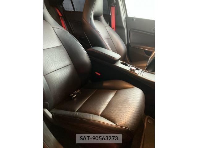 Mercedes Benz A-CLASS 2014-06 8780967-10