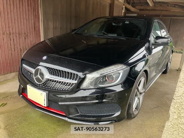 Mercedes Benz A-CLASS 2014-06 8780967-2