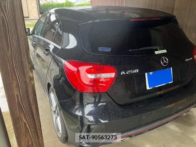 Mercedes Benz A-CLASS 2014-06 8780967-3