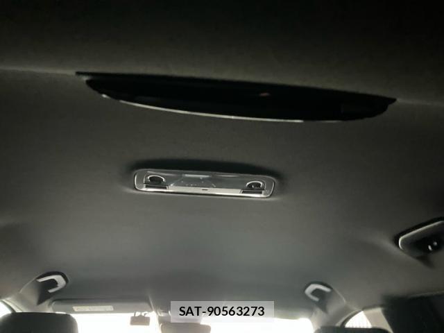 Mercedes Benz A-CLASS 2014-06 8780967-8