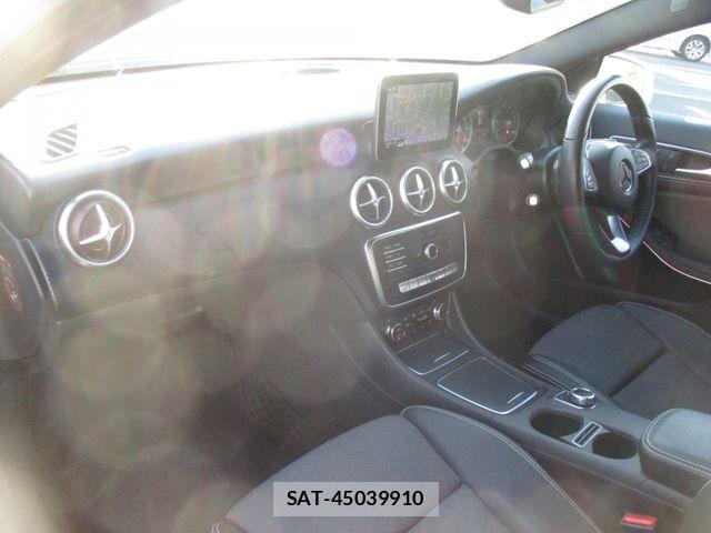 Mercedes Benz A-CLASS 2016-10 8780968-12