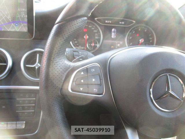 Mercedes Benz A-CLASS 2016-10 8780968-17