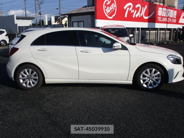 Mercedes Benz A-CLASS 2016-10 8780968-7