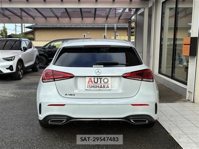 Mercedes Benz A-CLASS 2020-01 8796593-3