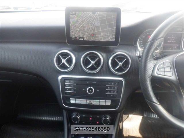 Mercedes Benz A-CLASS 2016-12 8830200-4