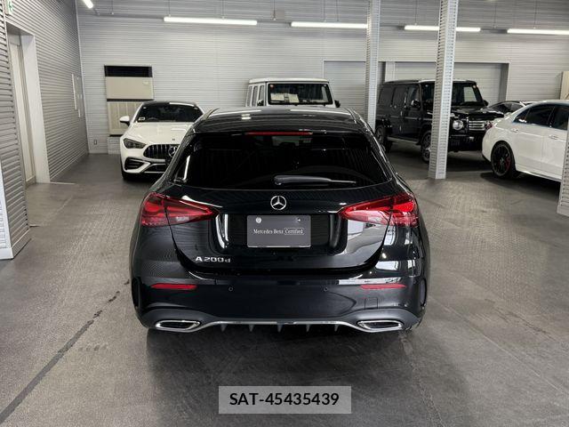 Mercedes Benz A-CLASS 2025-08 8830199-3
