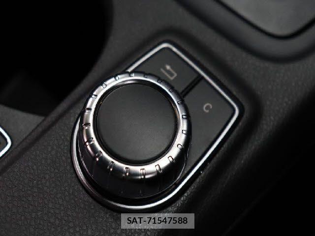 Mercedes Benz A-CLASS 2014-06 8830204-15
