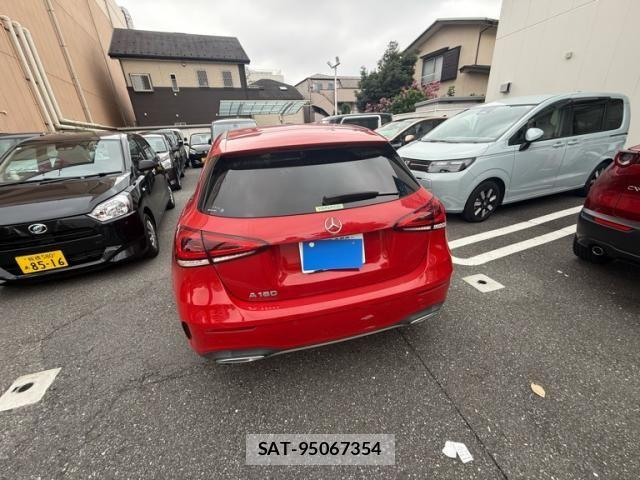 Mercedes Benz A-CLASS 2019-12 8830203-10