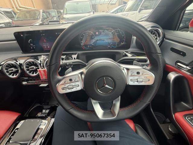 Mercedes Benz A-CLASS 2019-12 8830203-16