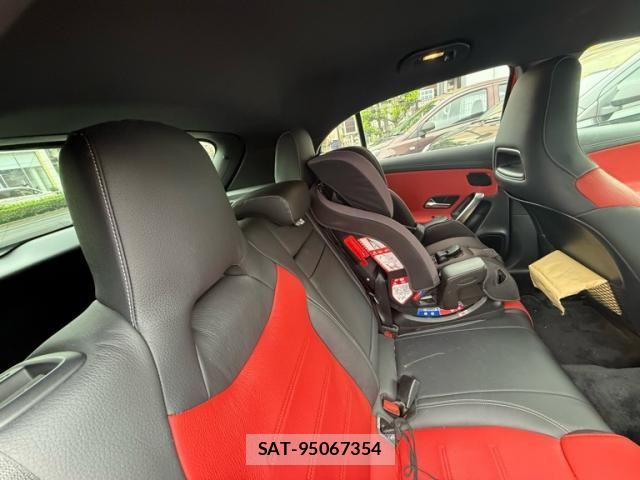 Mercedes Benz A-CLASS 2019-12 8830203-5