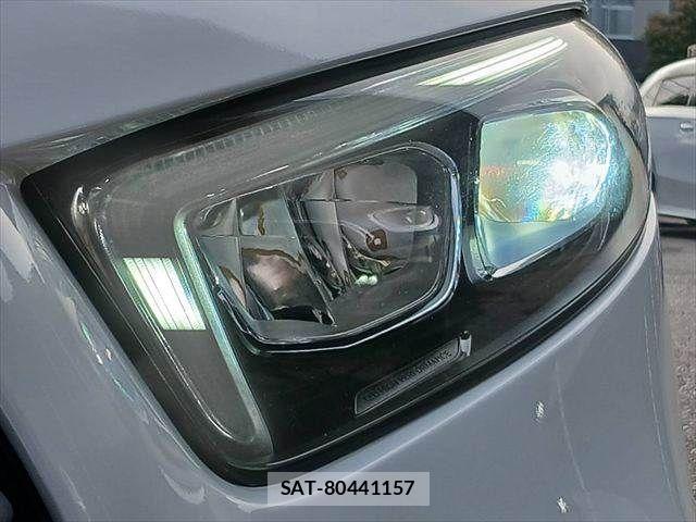 Mercedes Benz A-CLASS 2021-08 8830202-11