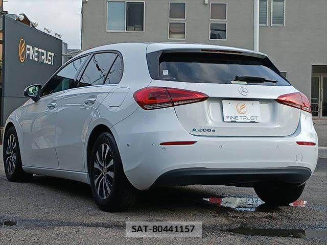 Mercedes Benz A-CLASS 2021-08 8830202-18