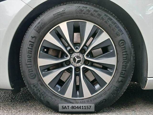Mercedes Benz A-CLASS 2021-08 8830202-24