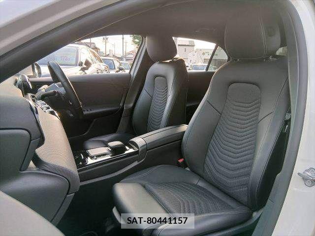 Mercedes Benz A-CLASS 2021-08 8830202-28
