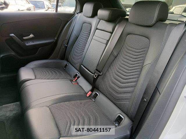 Mercedes Benz A-CLASS 2021-08 8830202-29