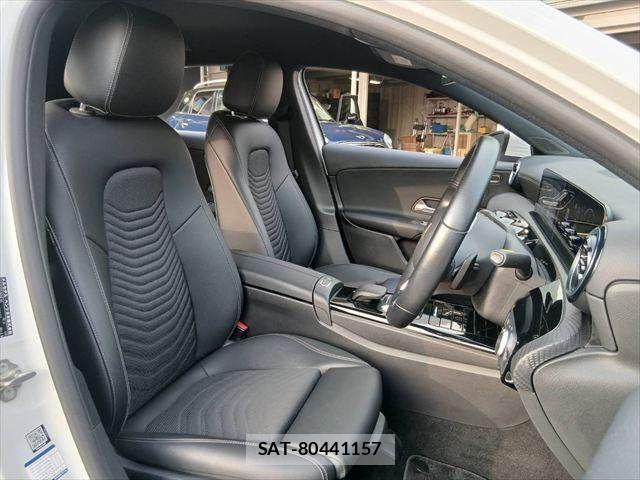 Mercedes Benz A-CLASS 2021-08 8830202-6