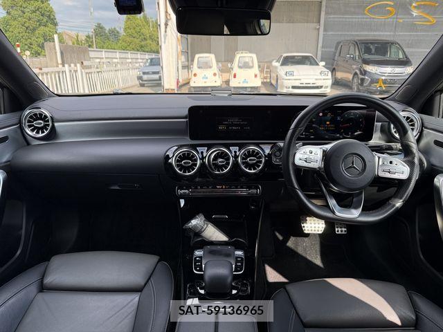 Mercedes Benz A-CLASS 2019-08 8849744-10
