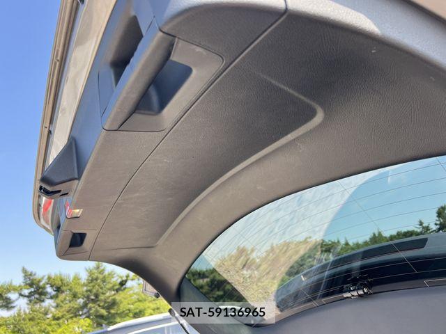 Mercedes Benz A-CLASS 2019-08 8849744-20