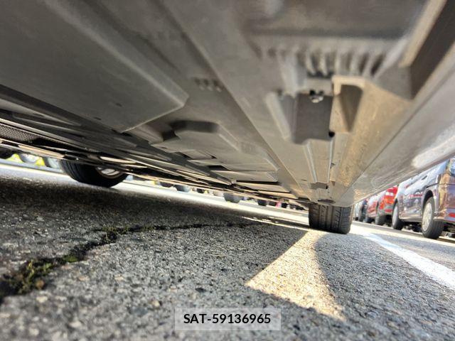Mercedes Benz A-CLASS 2019-08 8849744-27