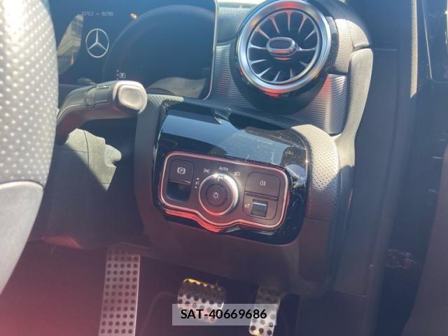 Mercedes Benz A-CLASS 2019-12 8849742-10