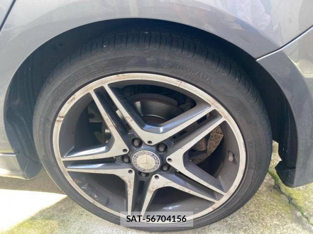 Mercedes Benz A-CLASS 2013-10 8849743-11