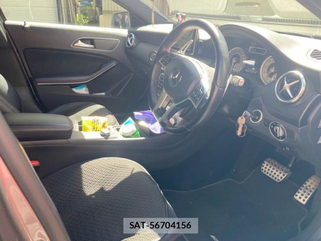 Mercedes Benz A-CLASS 2013-10 8849743-13