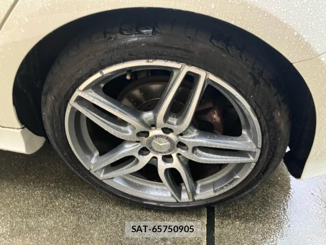 Mercedes Benz A-CLASS 2016-03 8849740-5