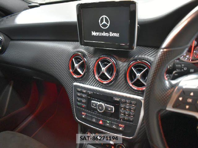 Mercedes Benz A-CLASS 2015-01 8871411-6