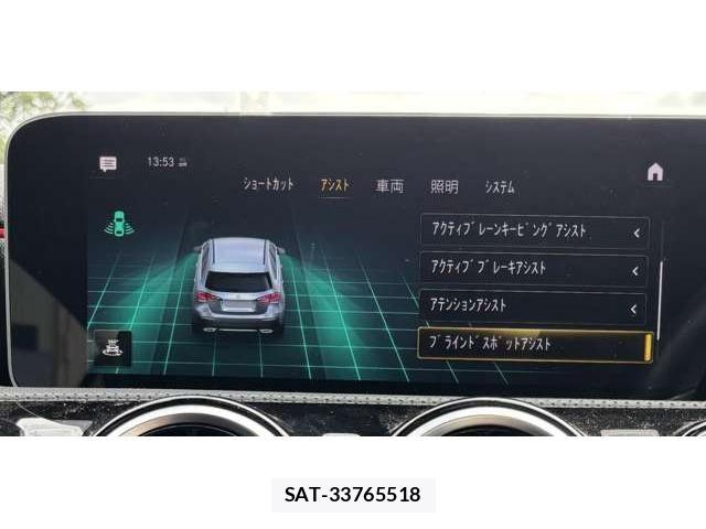 Mercedes Benz A-CLASS 2019-07 8880680-17