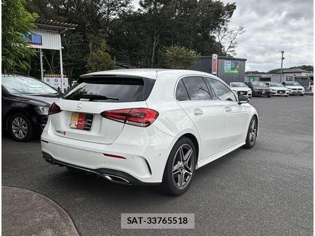 Mercedes Benz A-CLASS 2019-07 8880680-3