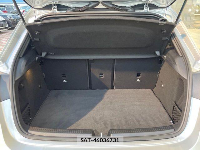 Mercedes Benz A-CLASS 2019-12 8880681-10