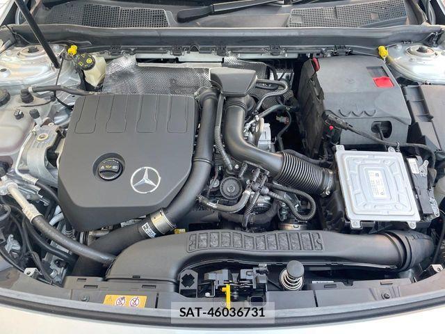 Mercedes Benz A-CLASS 2019-12 8880681-18