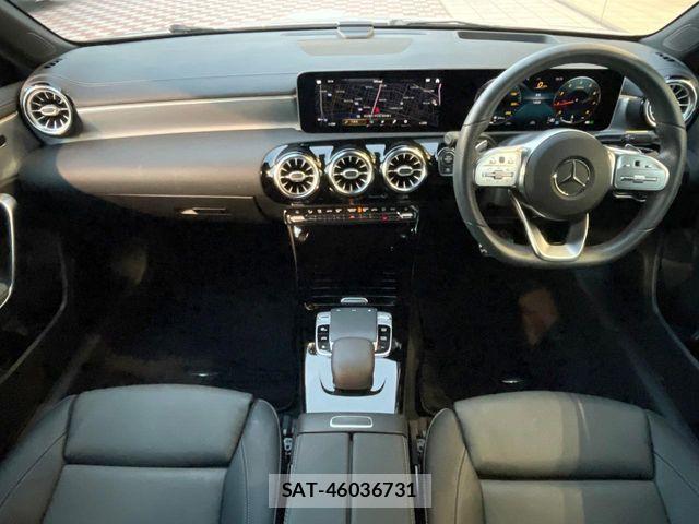 Mercedes Benz A-CLASS 2019-12 8880681-1