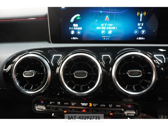 Mercedes Benz A-CLASS 2020-08 8883889-19