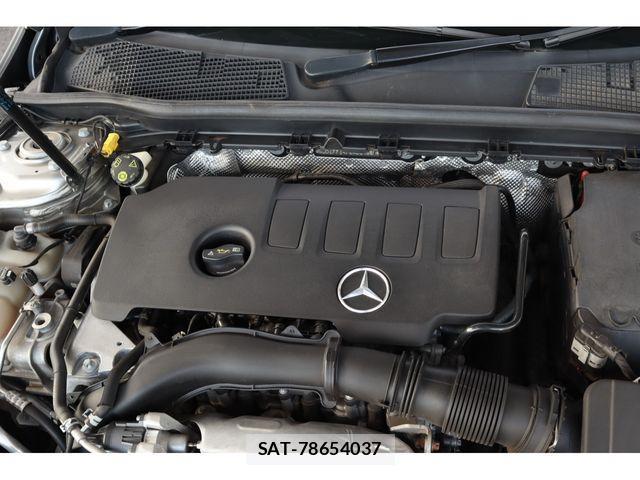 Mercedes Benz A-CLASS 2019-09 3378850-16