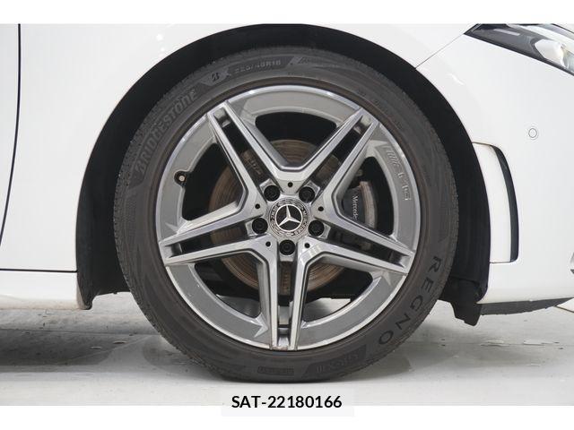 Mercedes Benz A-CLASS 2021-02 3675563-9