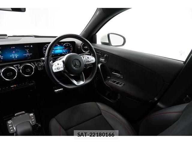 Mercedes Benz A-CLASS 2021-02 3675563-19