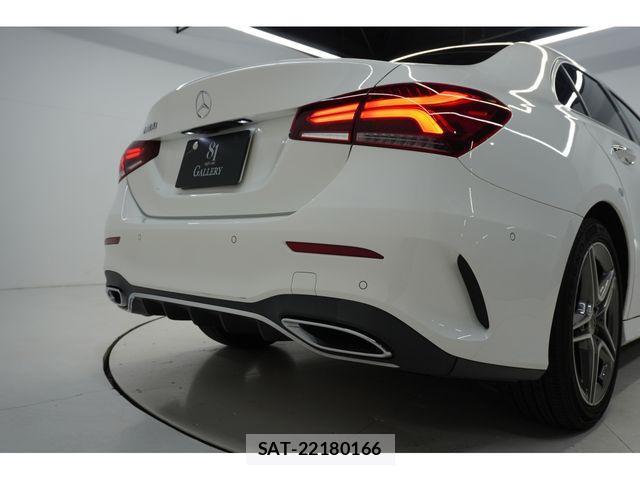Mercedes Benz A-CLASS 2021-02 3675563-24