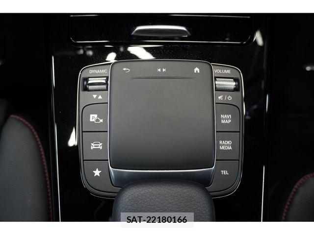 Mercedes Benz A-CLASS 2021-02 3675563-27
