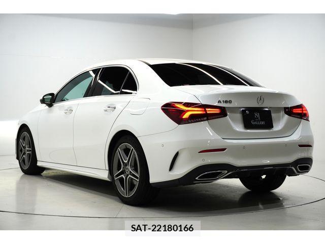 Mercedes Benz A-CLASS 2021-02 3675563-7