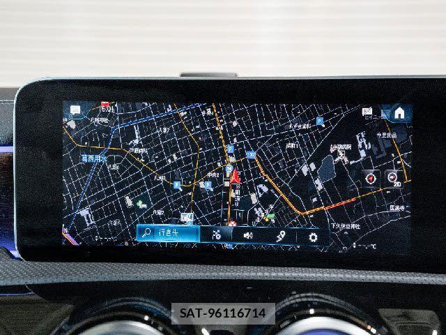 Mercedes Benz A-CLASS 2021-02 3675567-11