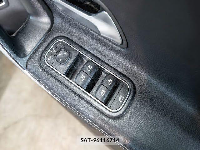 Mercedes Benz A-CLASS 2021-02 3675567-15