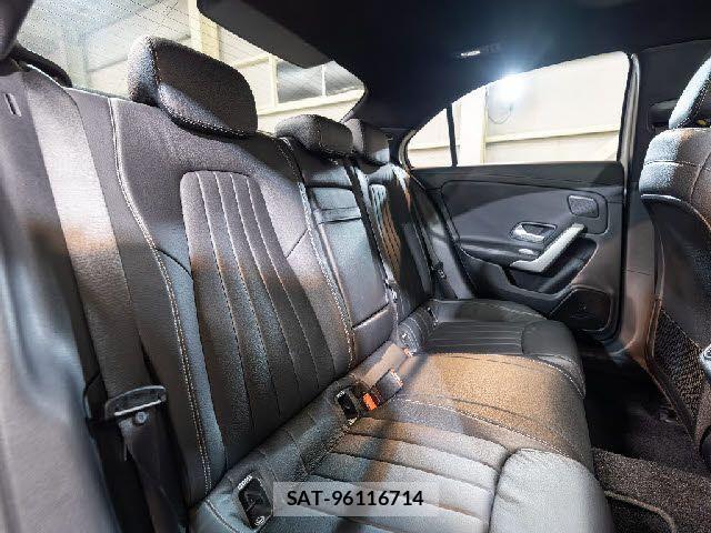 Mercedes Benz A-CLASS 2021-02 3675567-25